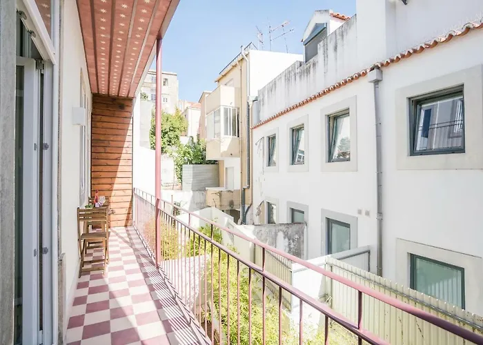 Stylish Apartment Near Av. Liberdade